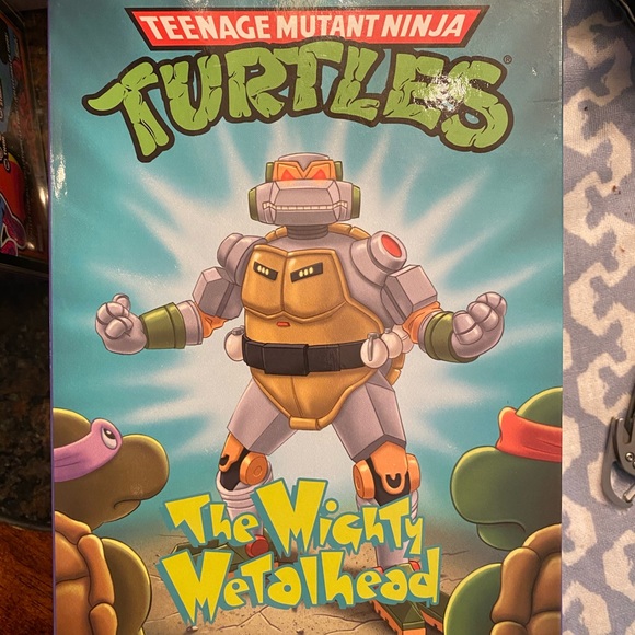 NECA TMNT METAL HEAD EXCLUSIVE *RARE SOLD OUT* - Picture 2 of 6